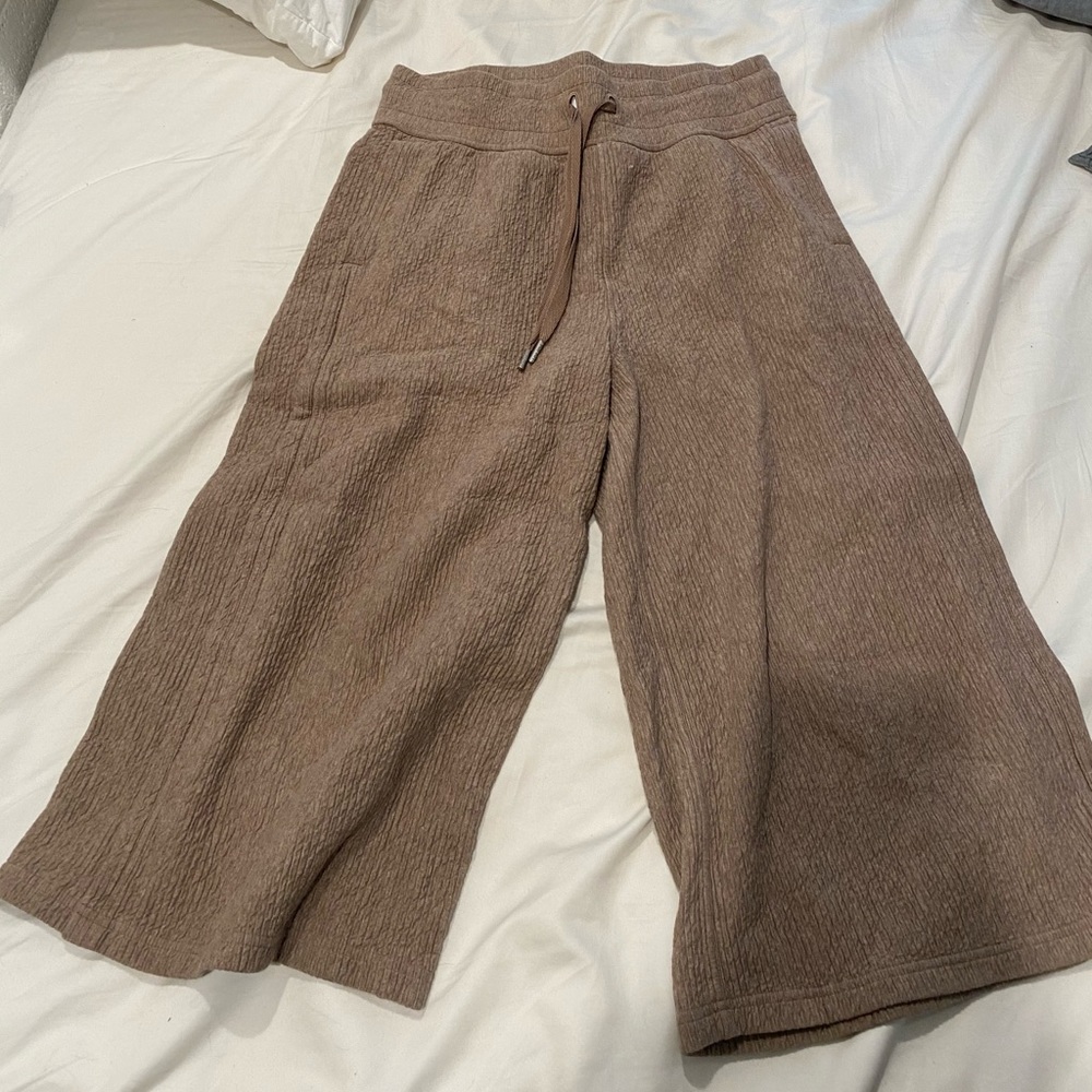 Lululemon wide leg pant